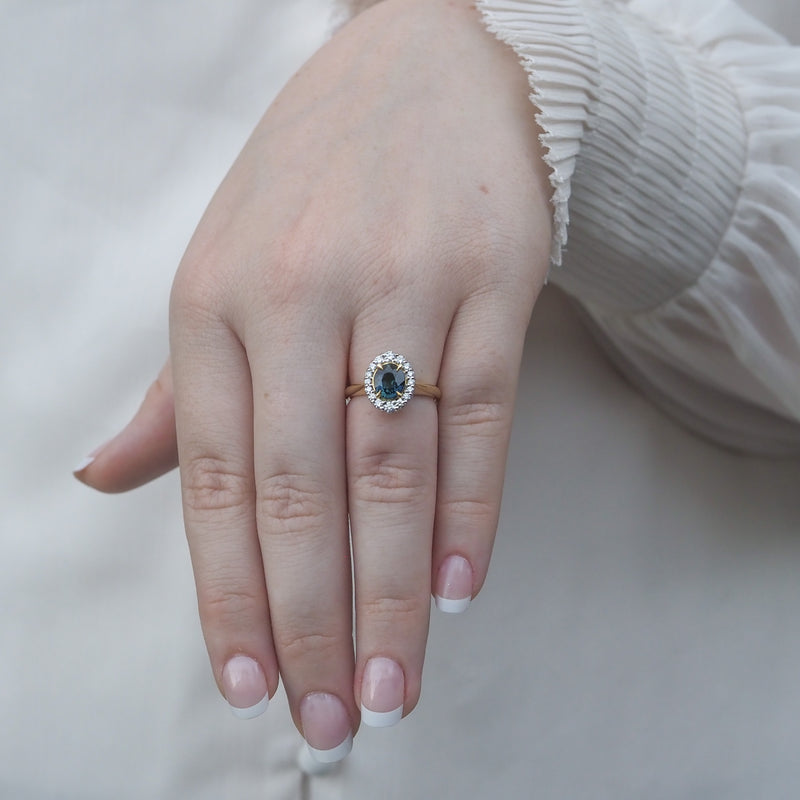 Teal Sapphire Graduated Diamond Halo