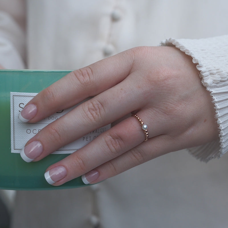 Pearl graduated Ball Stacker Ring