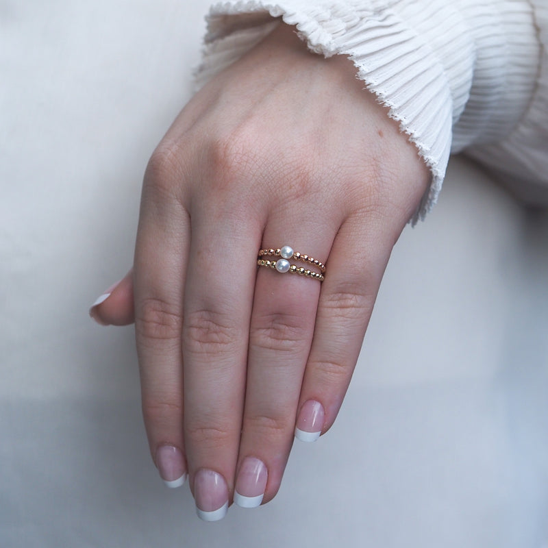 Pearl graduated Ball Stacker Ring