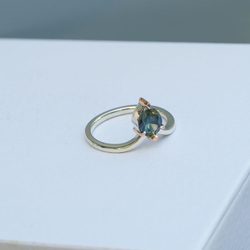 Australian Parti Sapphire V Shape Ring